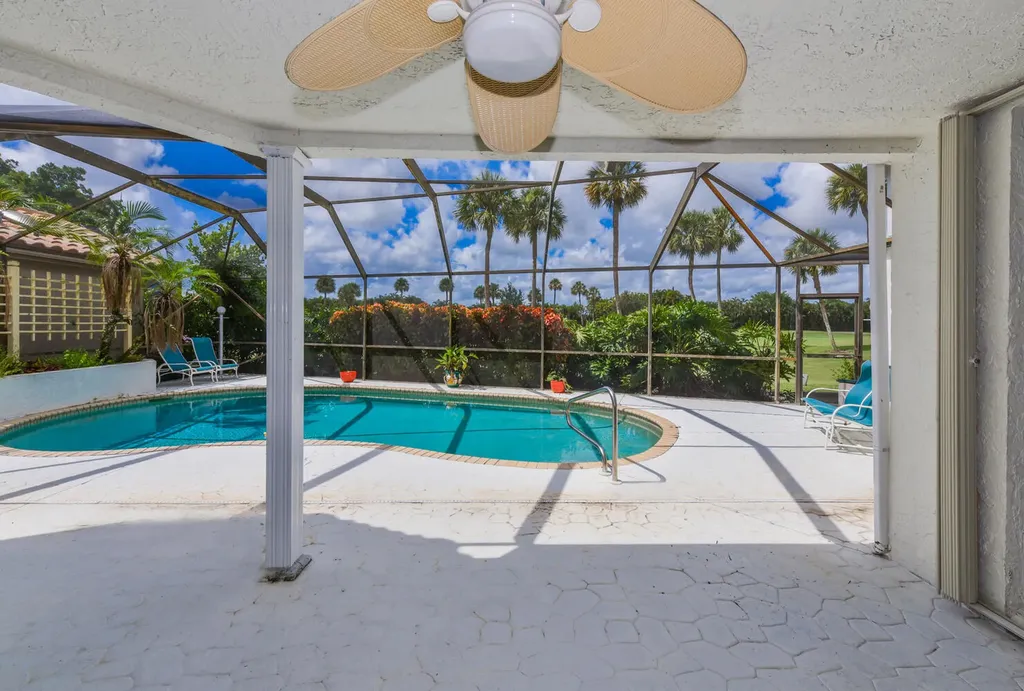 10209 Spyglass Way Boca Raton FL 33498