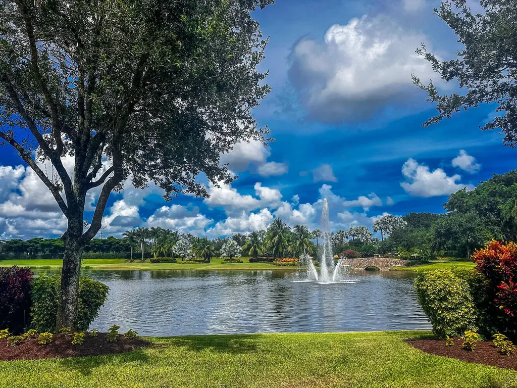 10209 Spyglass Way Boca Raton FL 33498