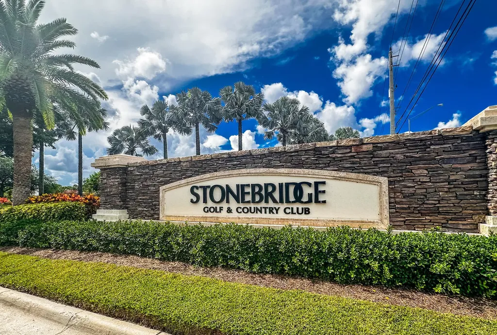 10209 Spyglass Way Boca Raton FL 33498