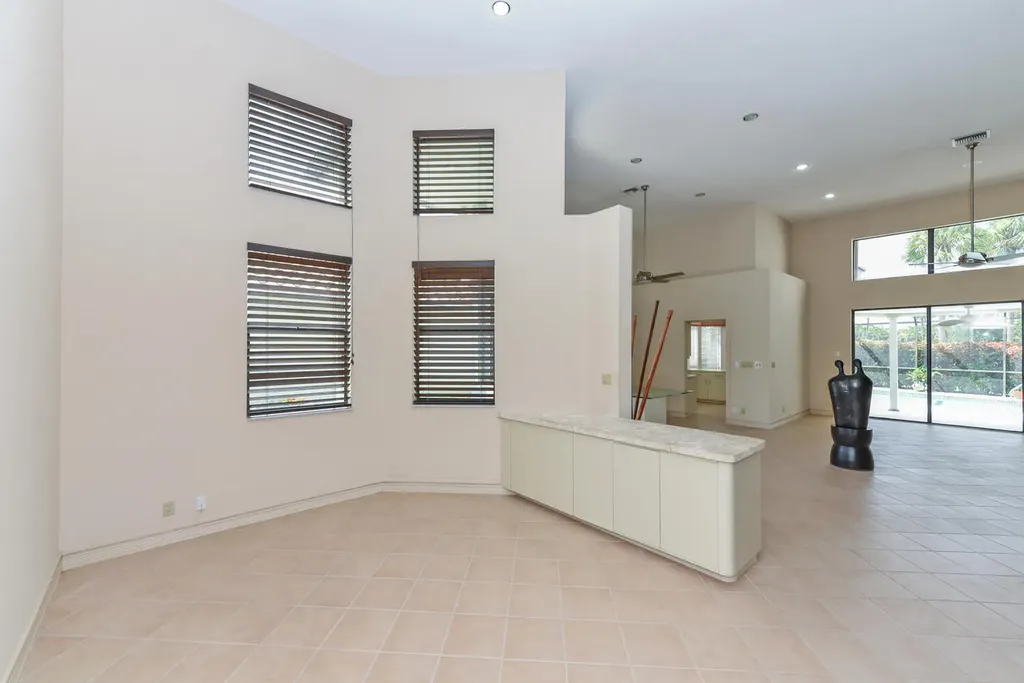 10209 Spyglass Way Boca Raton FL 33498