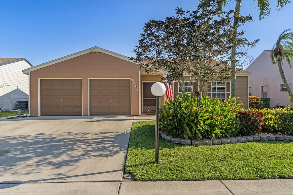 7747 Canal Drive Lake Worth FL 33467