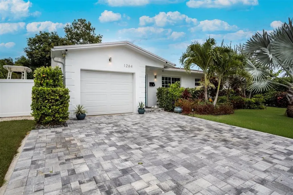 1284 SW 16th Avenue Boca Raton FL 33486