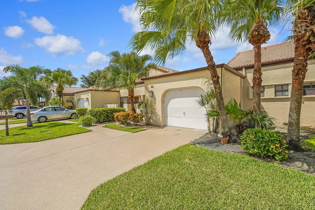 8265 Waterline Drive Boynton Beach FL 33472