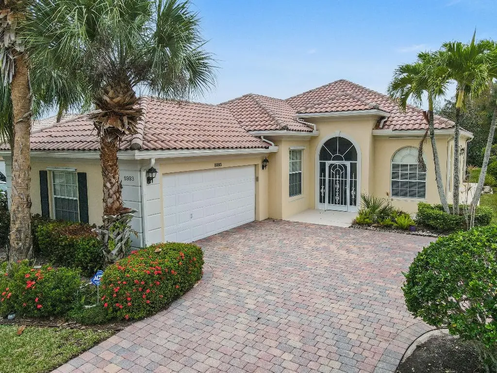 8993 SE Hawks Nest Court Hobe Sound FL 33455