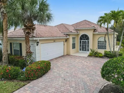 8993 SE Hawks Nest Court Hobe Sound FL 33455