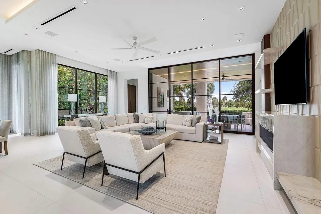 471 Royal Palm Way Boca Raton FL 33432