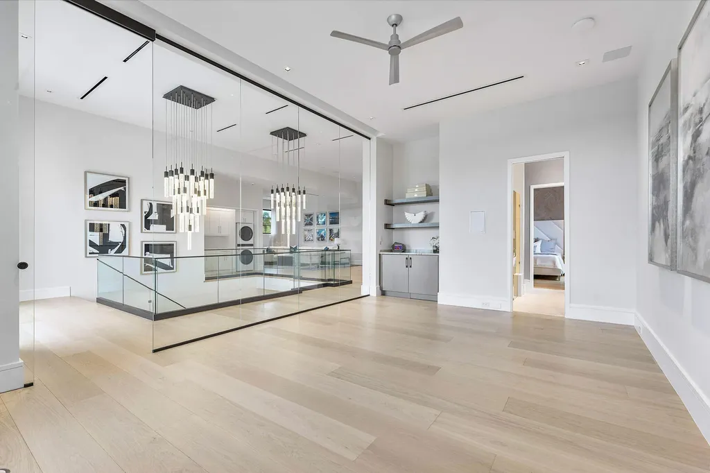 471 Royal Palm Way Boca Raton FL 33432