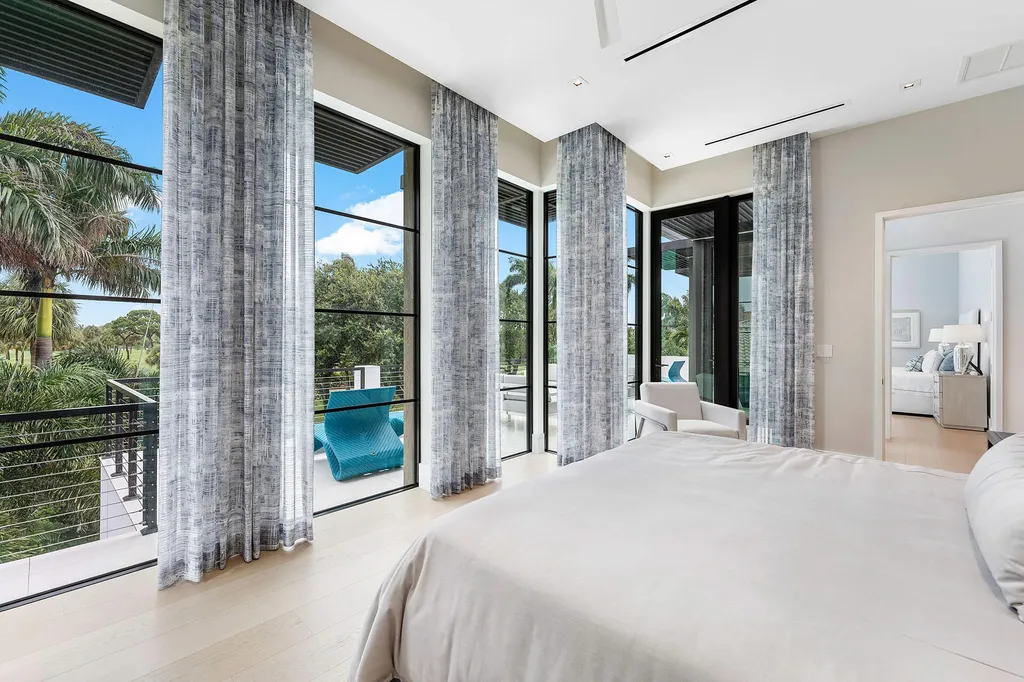 471 Royal Palm Way Boca Raton FL 33432