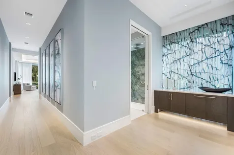 471 Royal Palm Way Boca Raton FL 33432