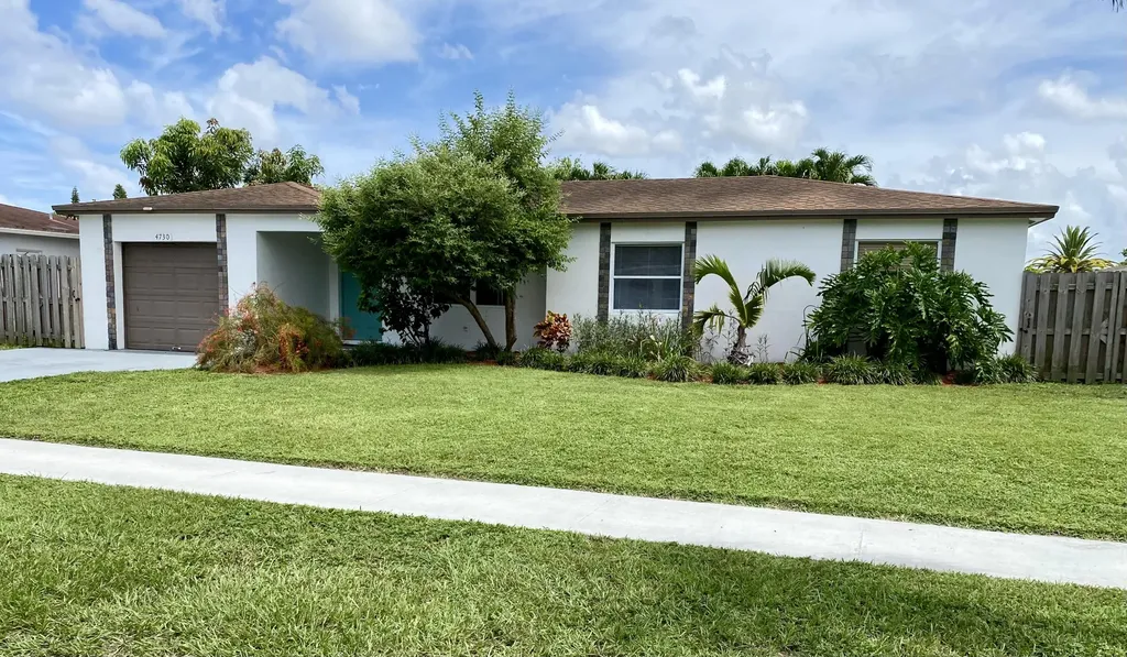 4730 Betelnut Street Boca Raton FL 33428