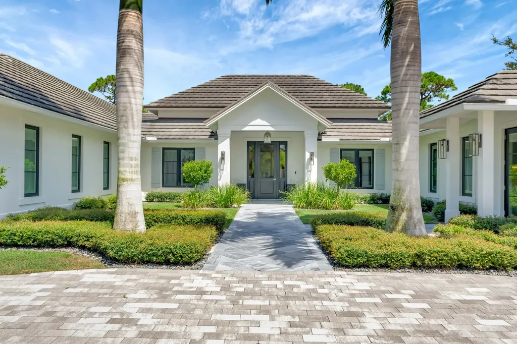 6607 SE Morning Dove Way Hobe Sound FL 33455