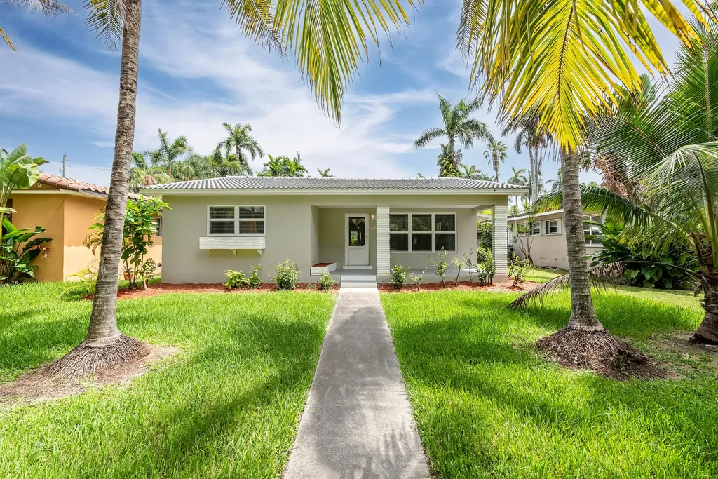 1334 Polk Street Hollywood FL 33019