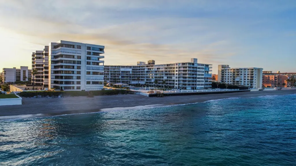 3560 S Ocean Boulevard South Palm Beach FL 33480