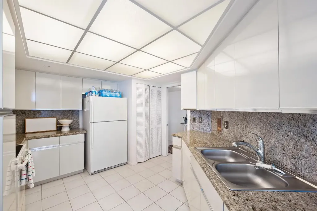 3560 S Ocean Boulevard South Palm Beach FL 33480