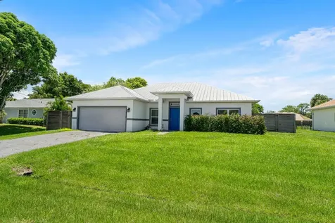 1898 SW Idaho Lane Port St Lucie FL 34953