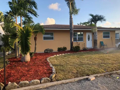 616 W Broward Street Lantana FL 33462