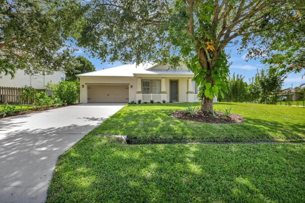 3699 SW Foremost Drive Port St Lucie FL 34953