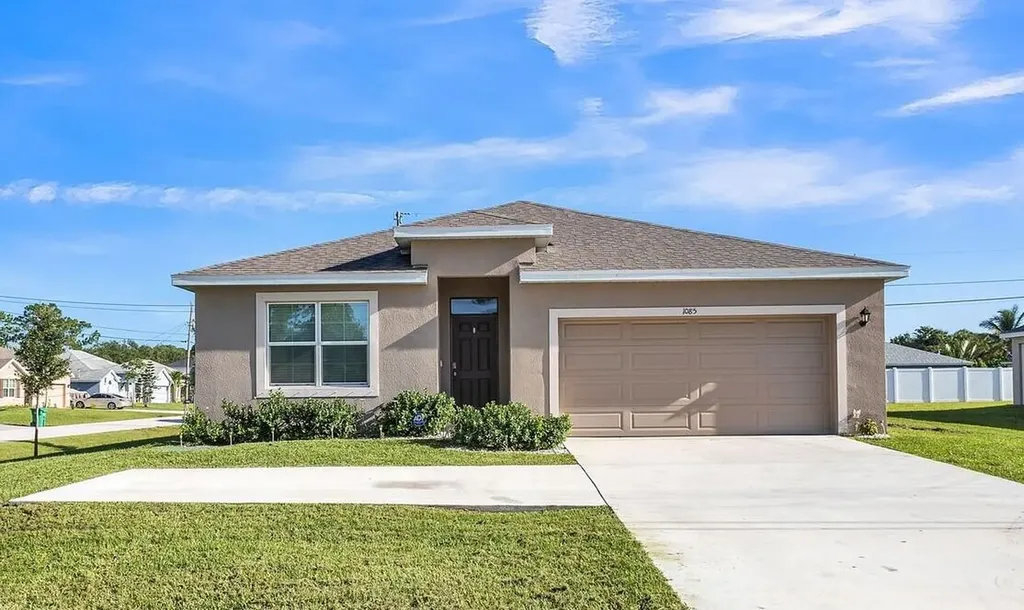 1085 SW Paar Drive Port St Lucie FL 34953
