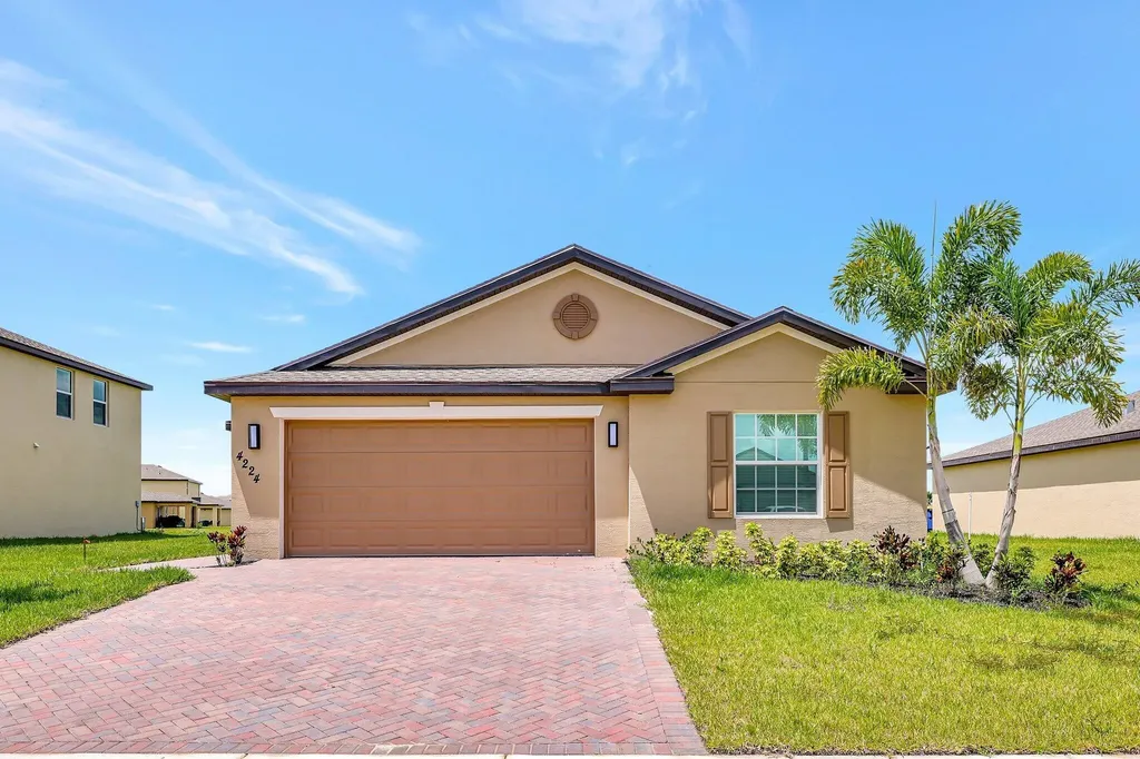 4224 Longmour Lane Fort Pierce FL 34947