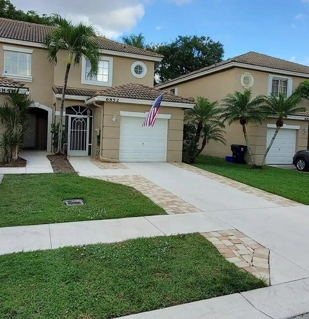 6852 Brook Hollow Road Lake Worth FL 33467
