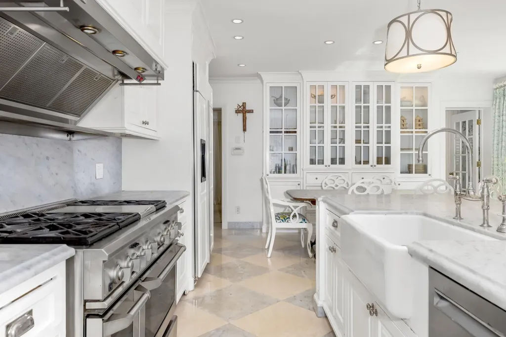 241 El Dorado Lane Palm Beach FL 33480