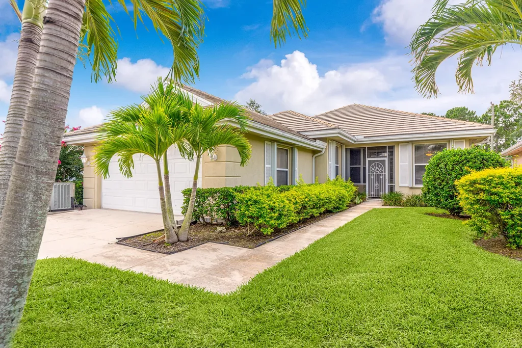 1560 NW Amherst Drive Port St Lucie FL 34986