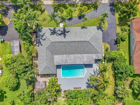 17203 SW 87th Avenue Palmetto Bay FL 33157