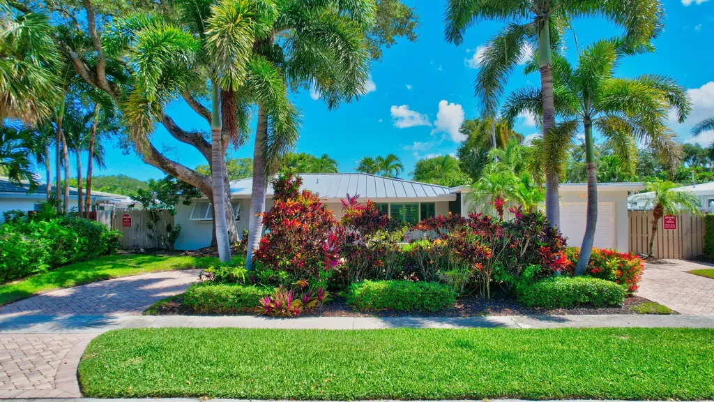 648 SW 2nd Street Boca Raton FL 33486