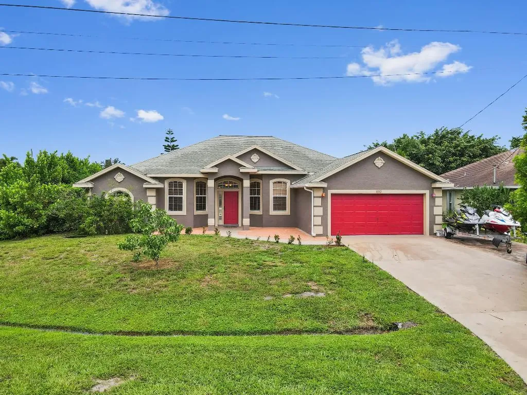 602 SW Mccall Road Port St Lucie FL 34953