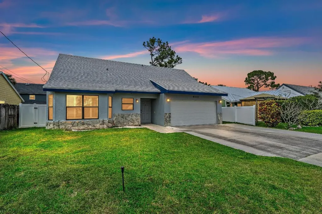 6315 Lucerne Street Jupiter FL 33458