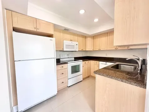 10193 N Military Drive Palm Beach Gardens FL 33410