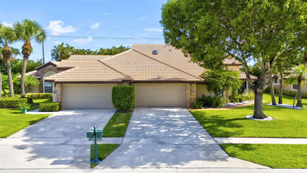 7279 Le Chalet Boulevard Boynton Beach FL 33472