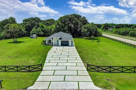18978 44th Place N Loxahatchee FL 33470