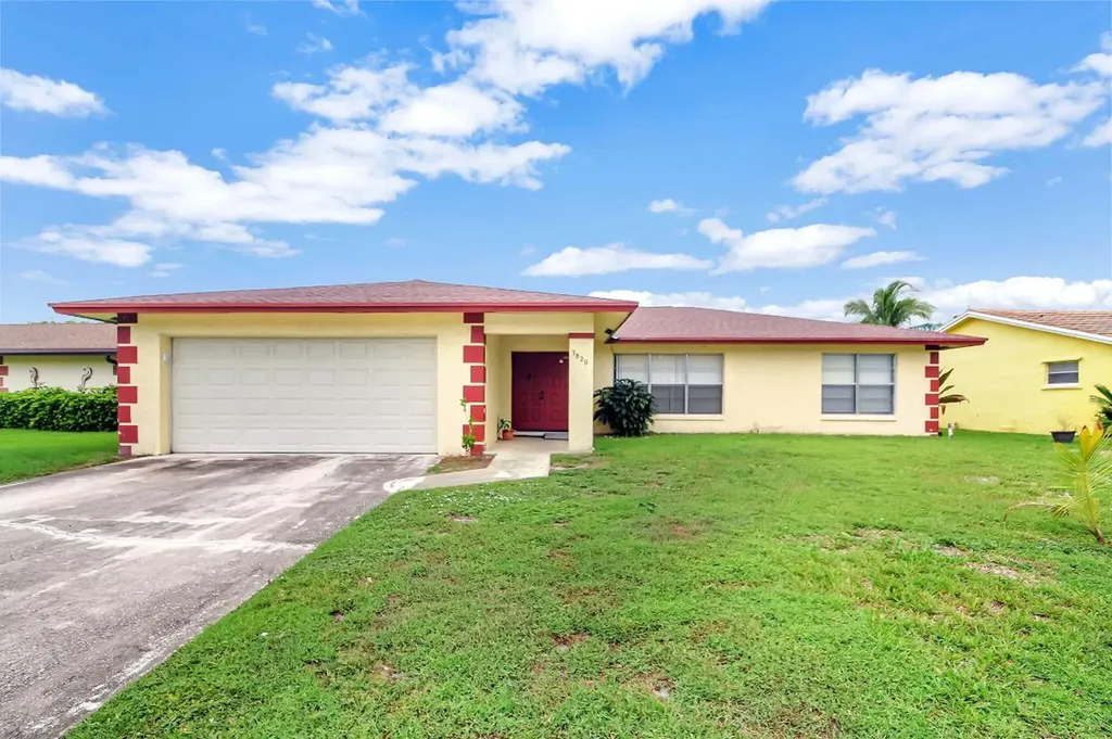 3820 Heath Circle S West Palm Beach FL 33407