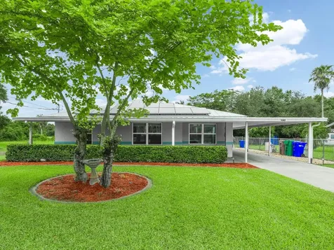 710 SW 7th Avenue Okeechobee FL 34974