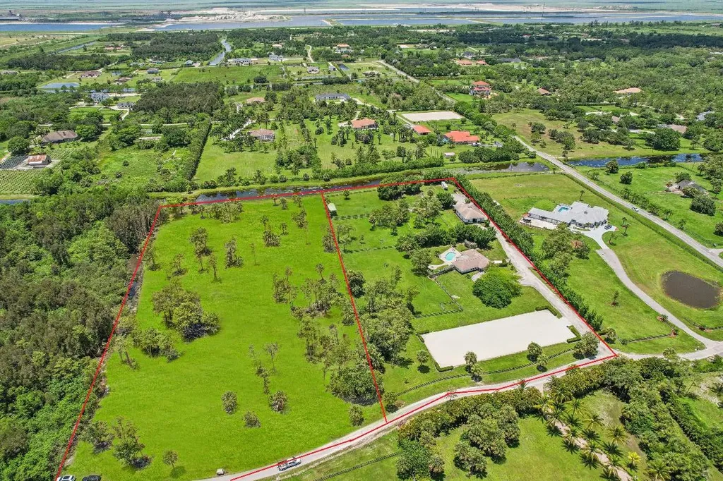 2381 Buck Ridge Trail Loxahatchee FL 33470
