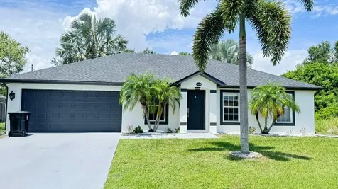 2226 SE Glover Street Port St Lucie FL 34984