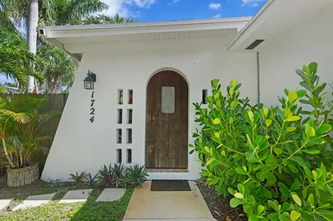 1724 11th Avenue N Lake Worth Beach FL 33460