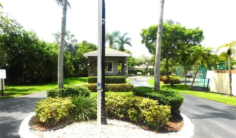 4924 S Hemingway Circle Margate FL 33063