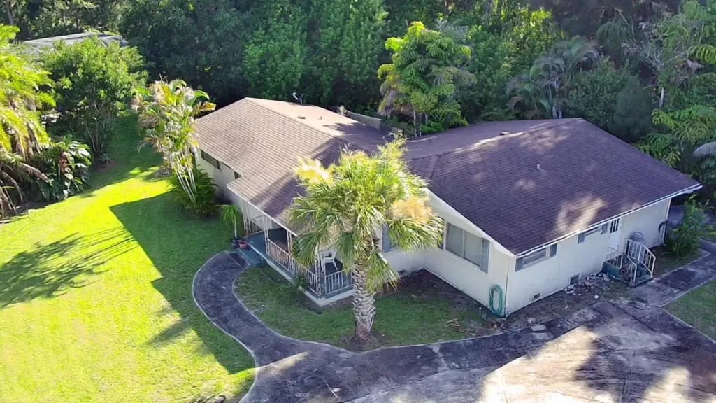 1395 34th Avenue Vero Beach FL 32960
