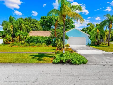 1897 SE Greendon Avenue Port St Lucie FL 34952