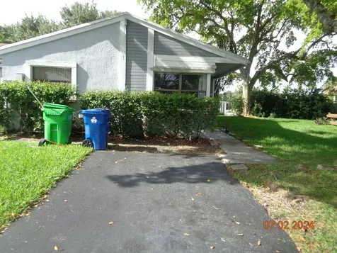 8052 NW 41st Court Sunrise FL 33351