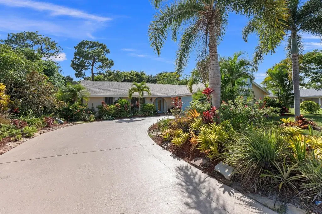 2622 SE Gowin Drive Port St Lucie FL 34952