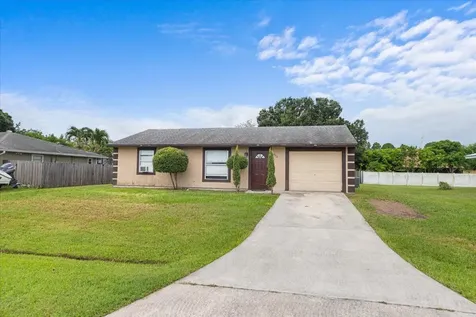 420 SW Parish Terrace Port St Lucie FL 34984