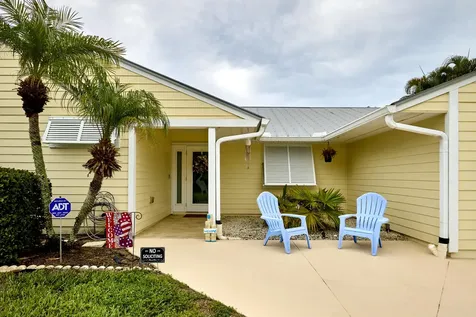 2485 NE 16th Court Jensen Beach FL 34957