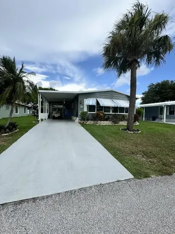 4 Ecuador Court Fort Pierce FL 34951
