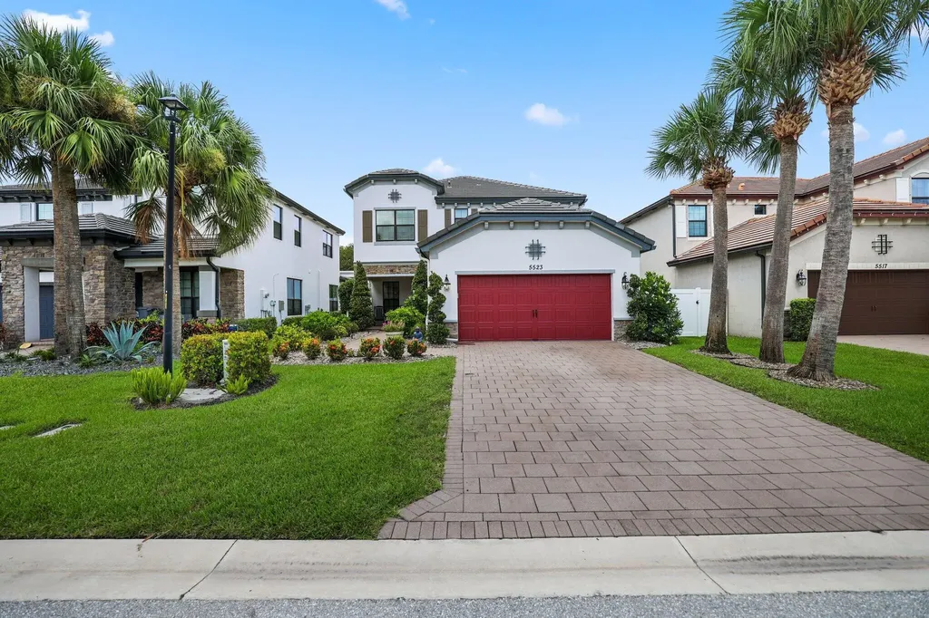 5523 Sandbirch Way Lake Worth FL 33463