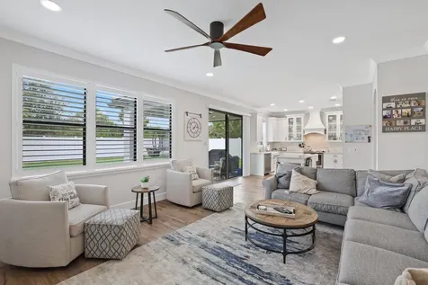 5523 Sandbirch Way Lake Worth FL 33463
