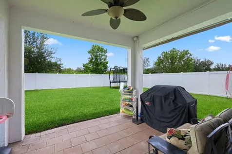 5523 Sandbirch Way Lake Worth FL 33463