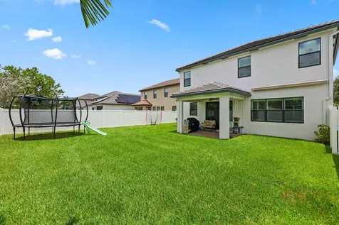 5523 Sandbirch Way Lake Worth FL 33463